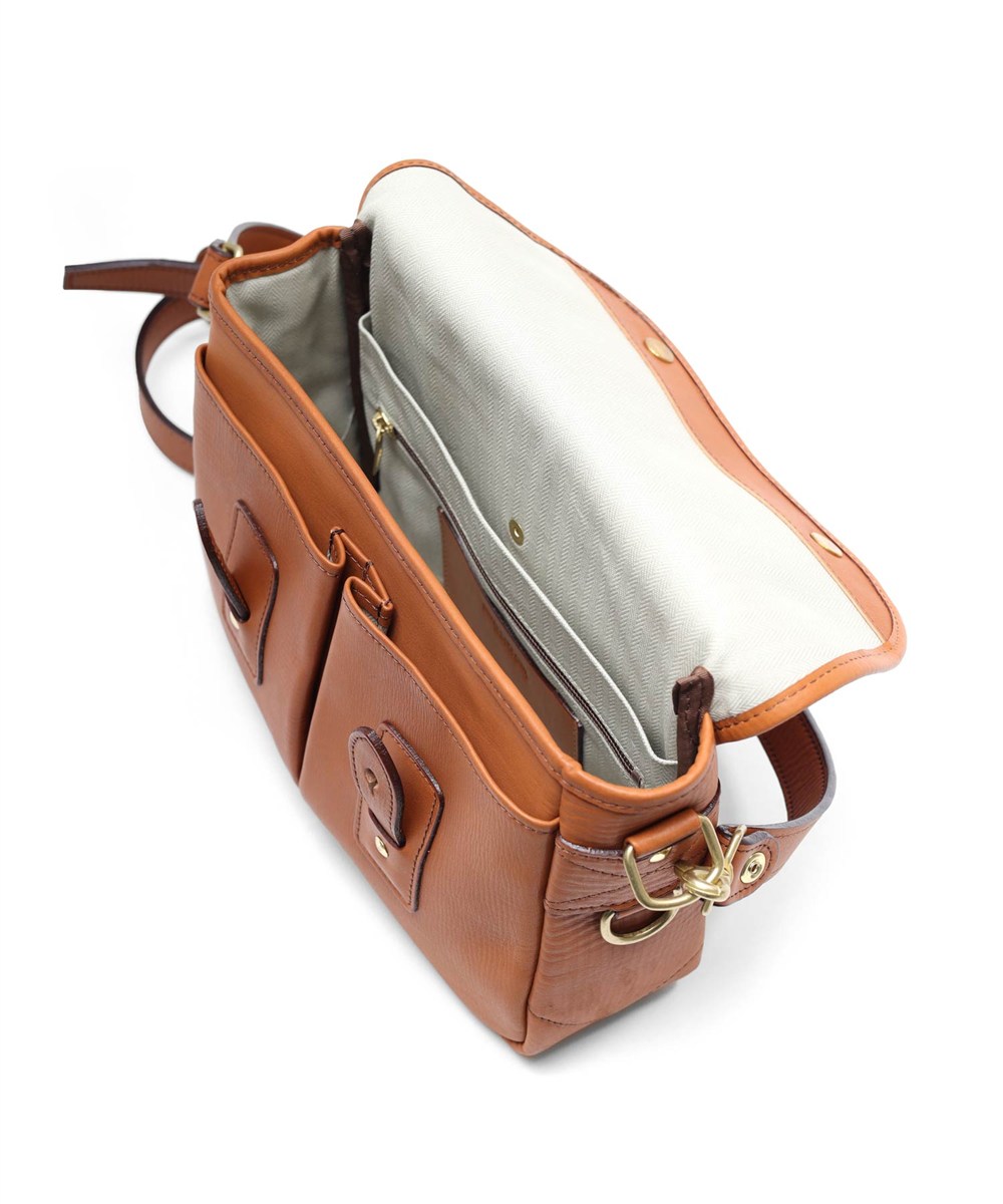 シルバーレイククラブ TEMOMI レザーショルダーバッグ