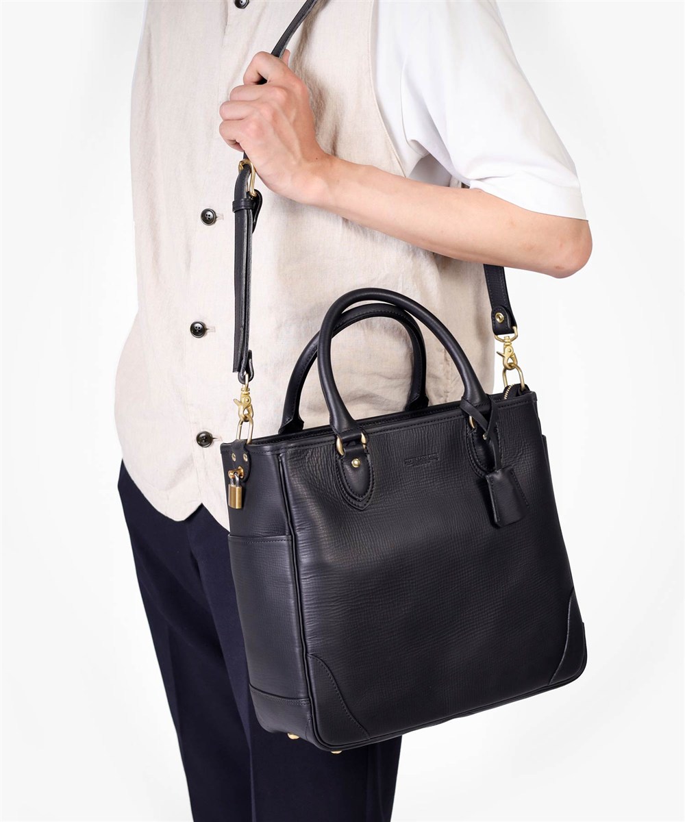 シルバーレイククラブ TEMOMI レザートートバッグ A4ジャスト