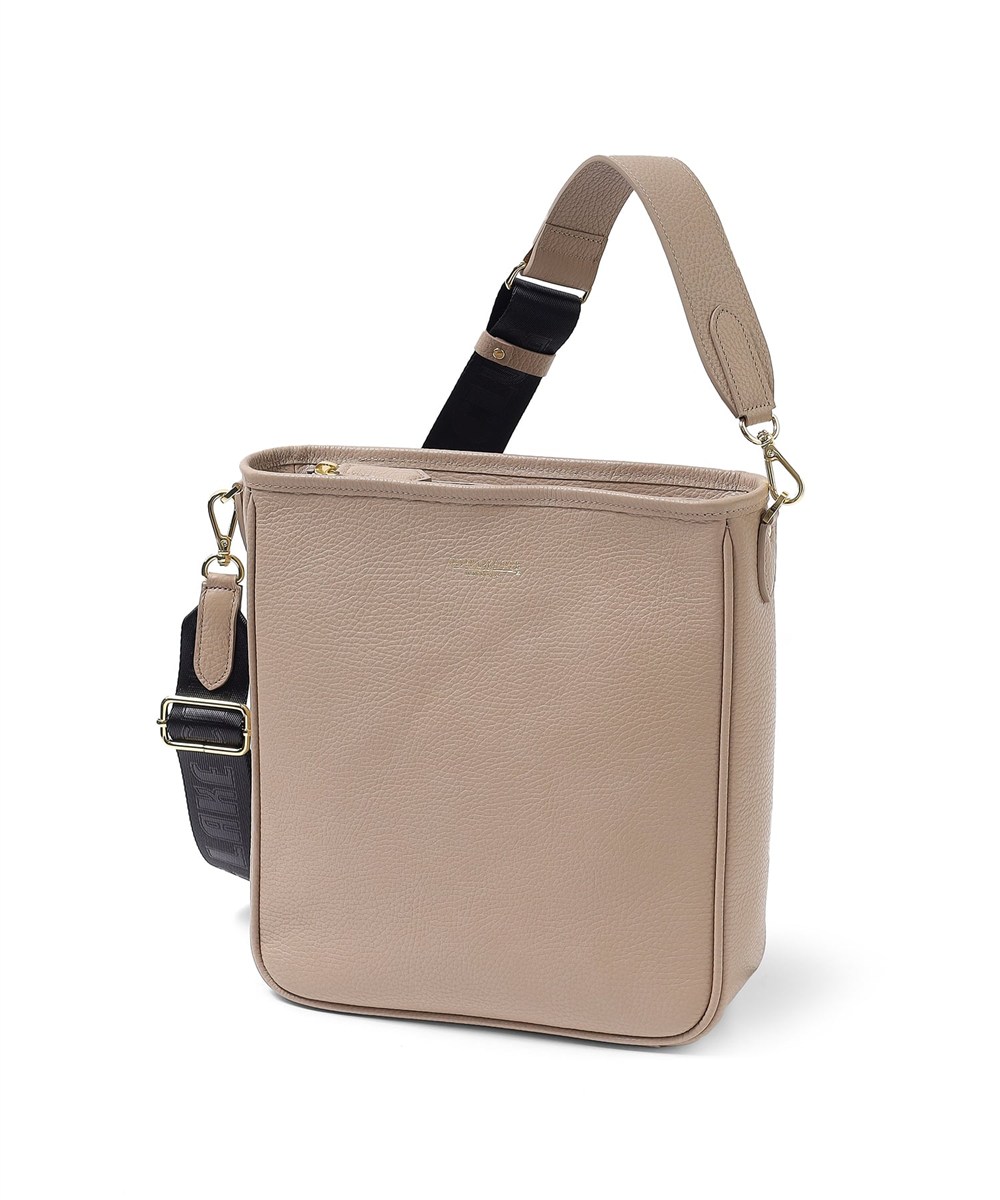 シルバーレイククラブ カールトン レザーショルダーバッグ