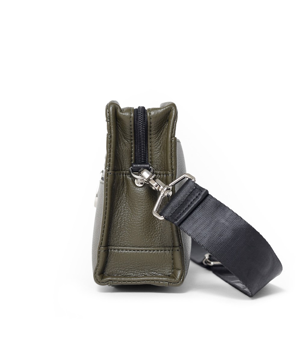 カステルバジャック ダナン ショルダーバッグ 横型