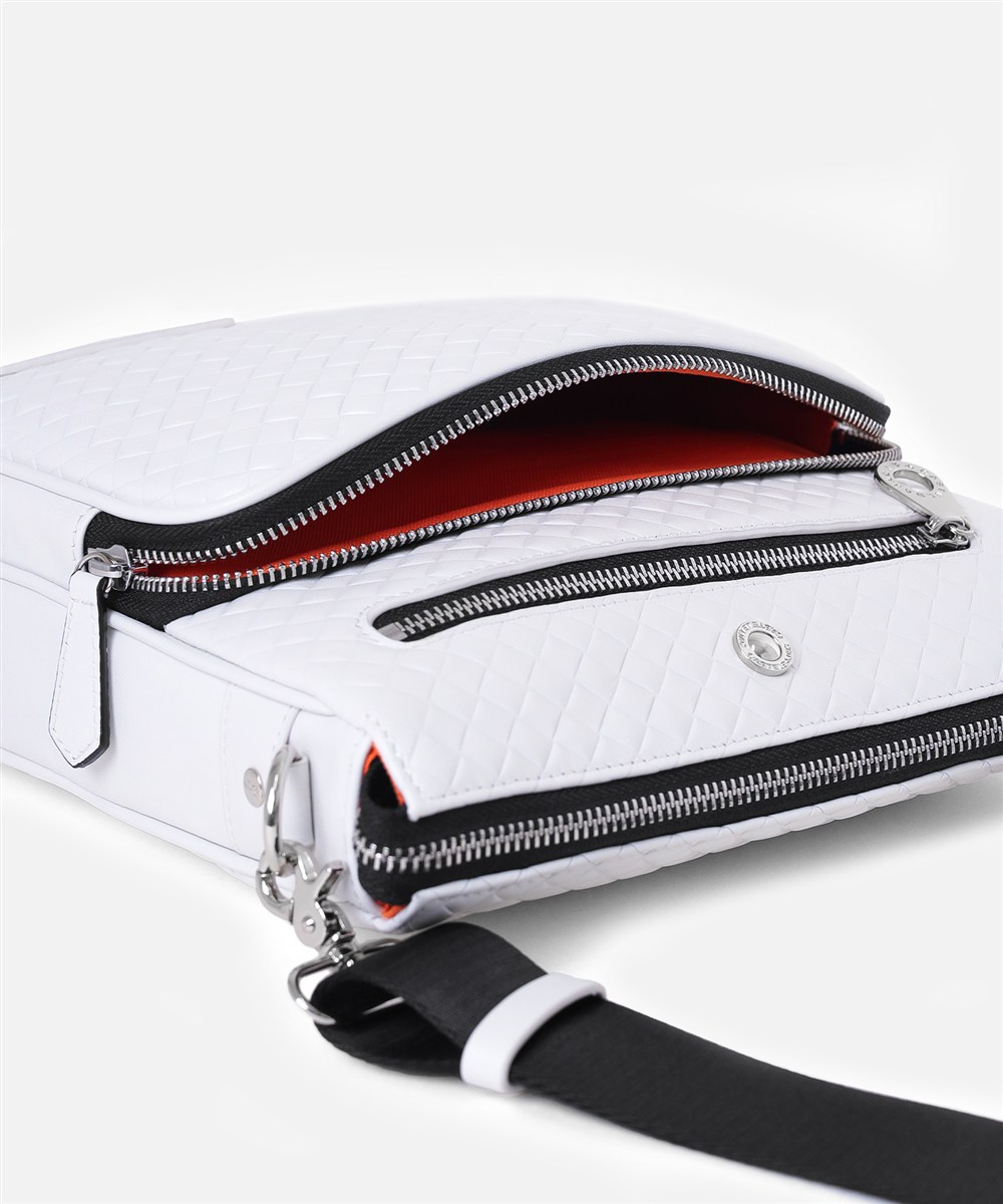 カステルバジャック ガルボ レザーショルダーバッグ B5