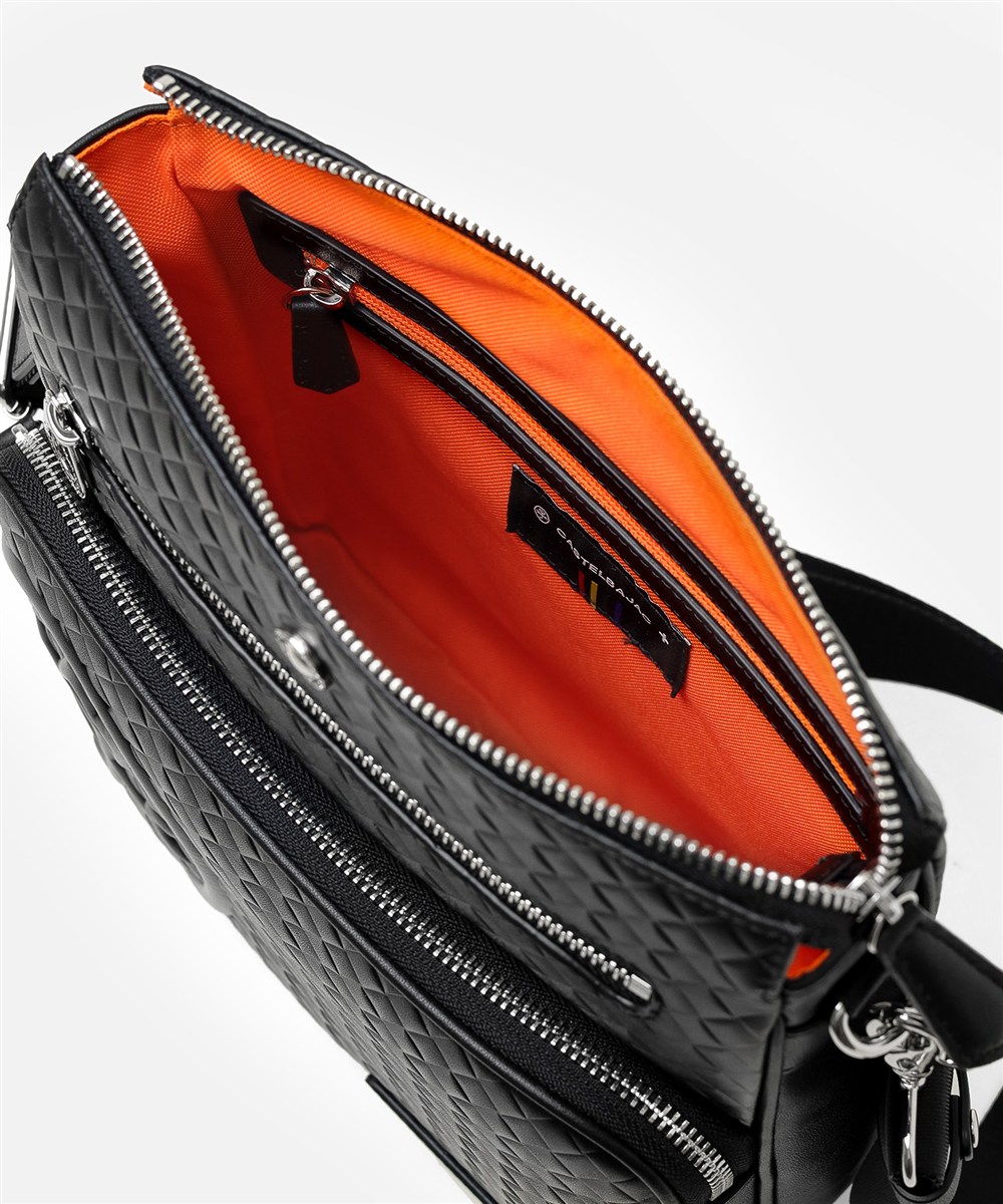 カステルバジャック ガルボ レザーショルダーバッグ B5