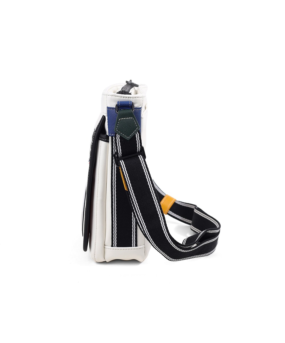 カステルバジャック ルックス ショルダーバッグ B5