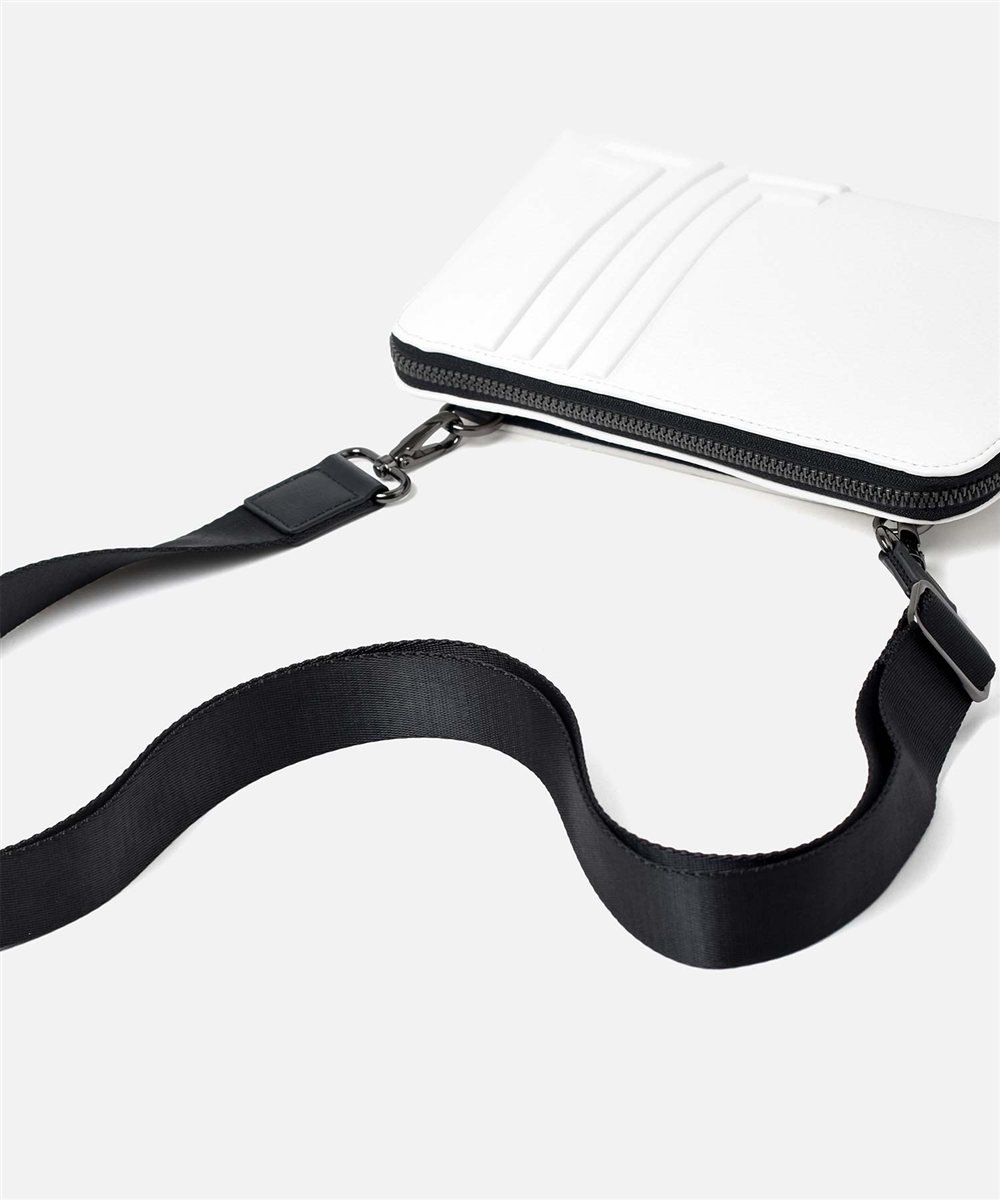 ランバン オン ブルー タンブル ショルダー兼用クラッチバッグ