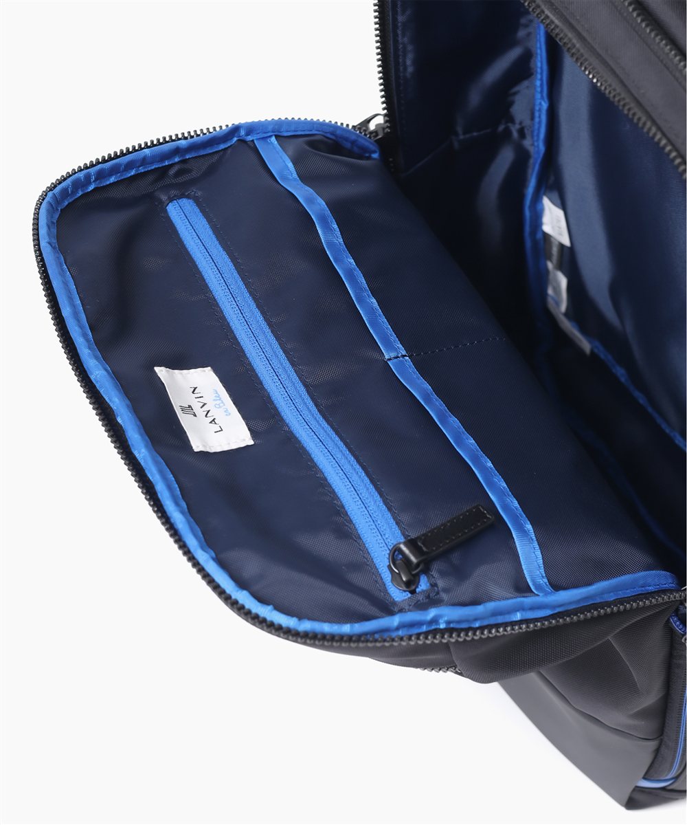 ランバン オン ブルー ステレオ ビジネスリュック A4