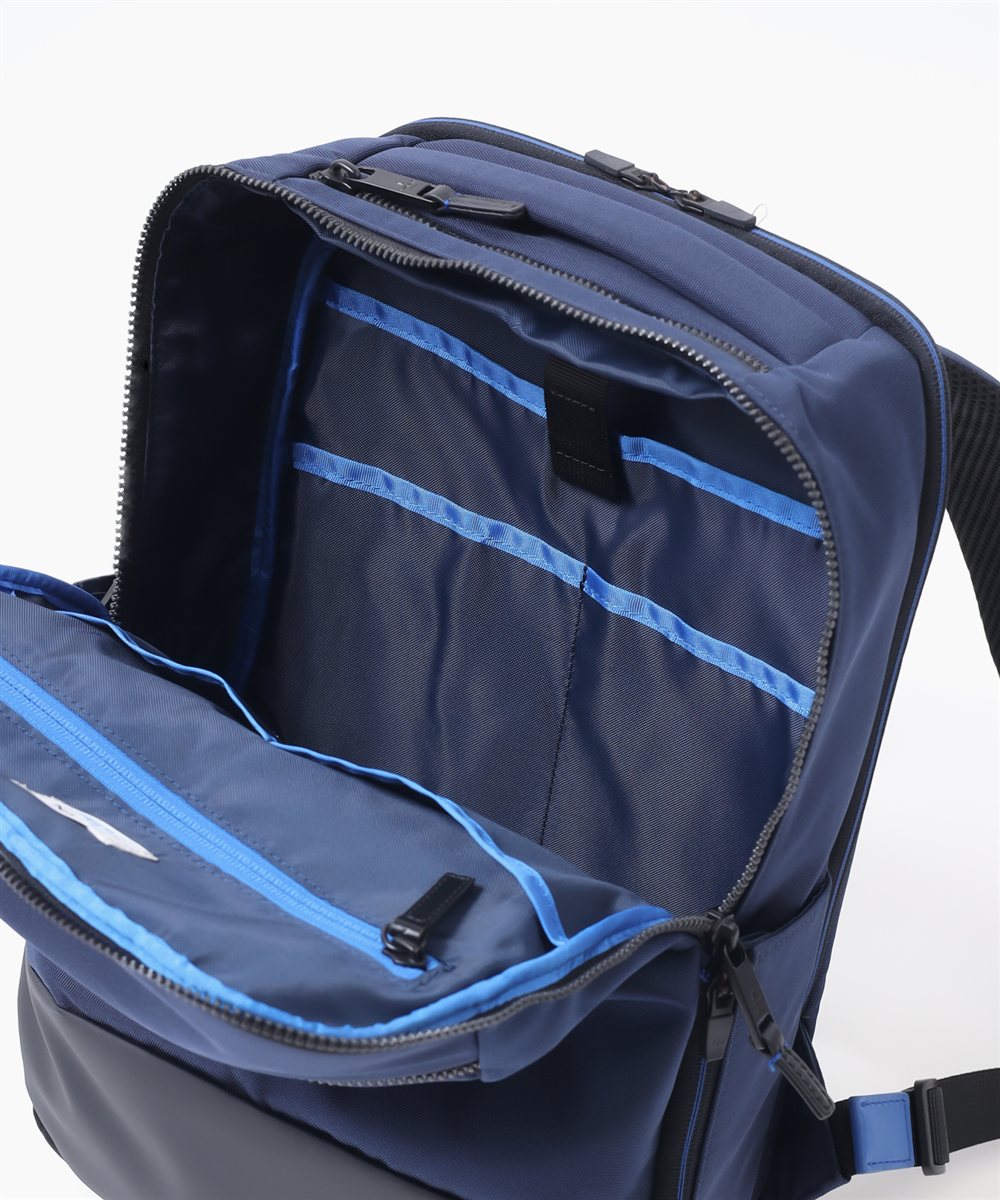 ランバン オン ブルー ステレオ ビジネスリュック A4