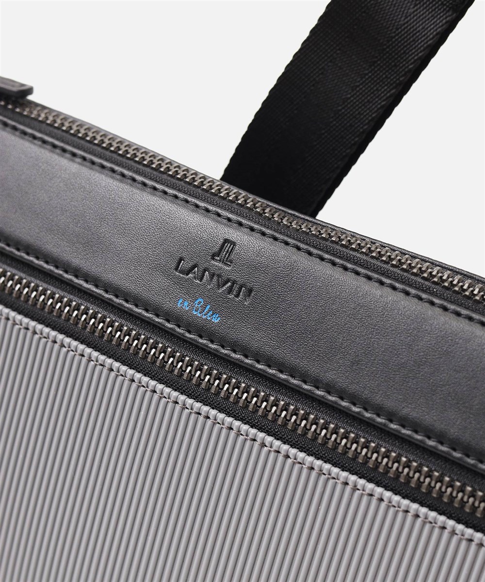 ランバン オン ブルー バンプ ショルダーバッグ