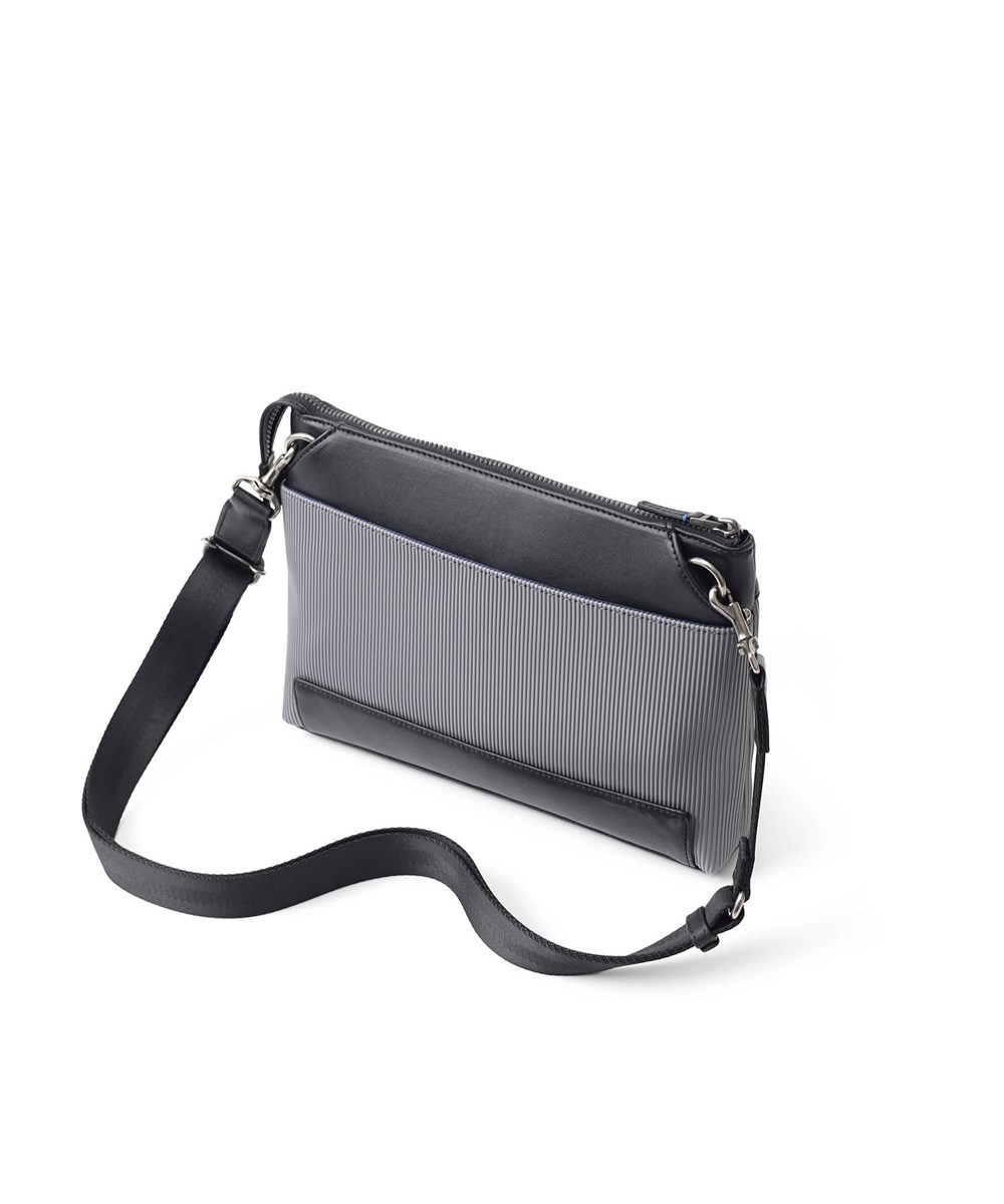 ランバン オン ブルー バンプ ショルダーバッグ