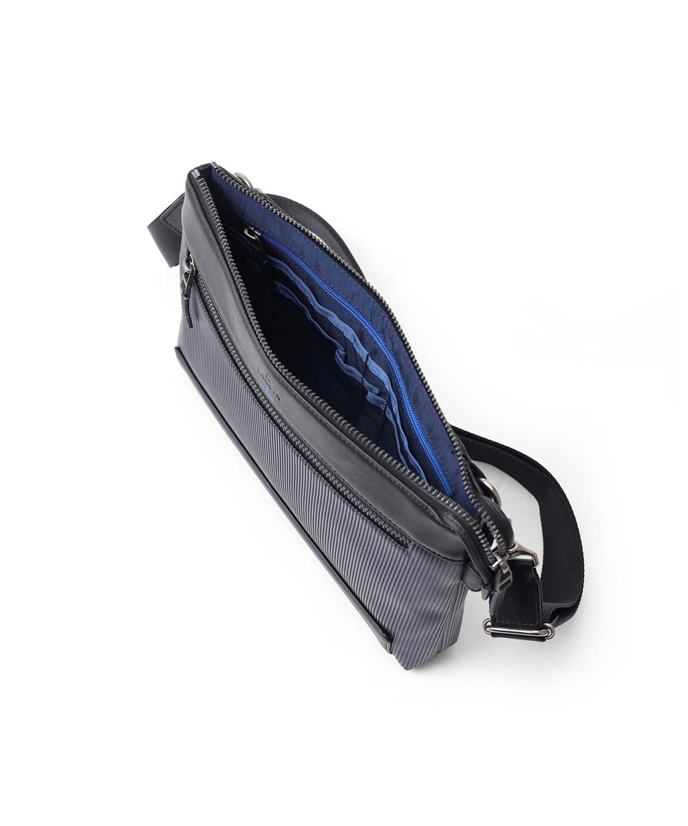 ランバン オン ブルー バンプ ショルダーバッグ