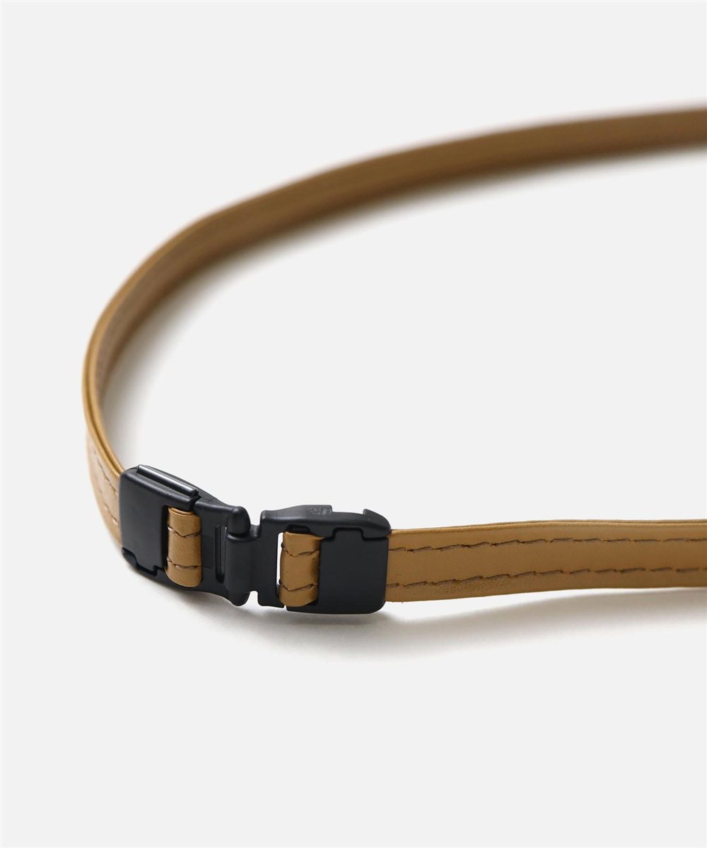 ランバン オン ブルー スタンパ リール付きIDカードホルダー