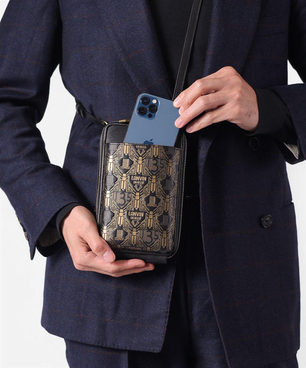 ランバン オン ブルー アールデコ レザースマートポーチ