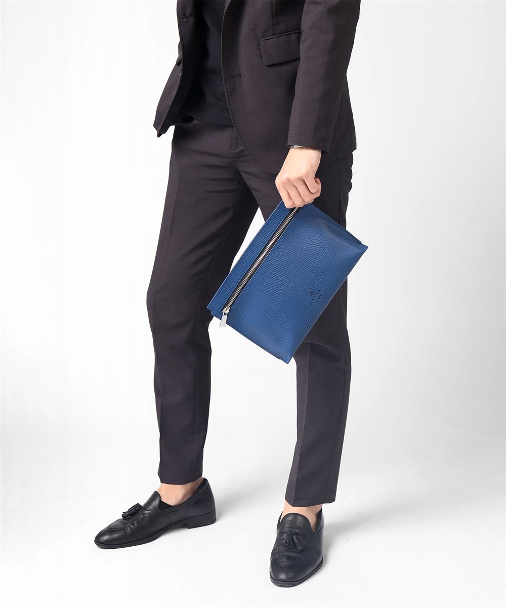 ランバン オン ブルー ゼブダ レザークラッチバッグ