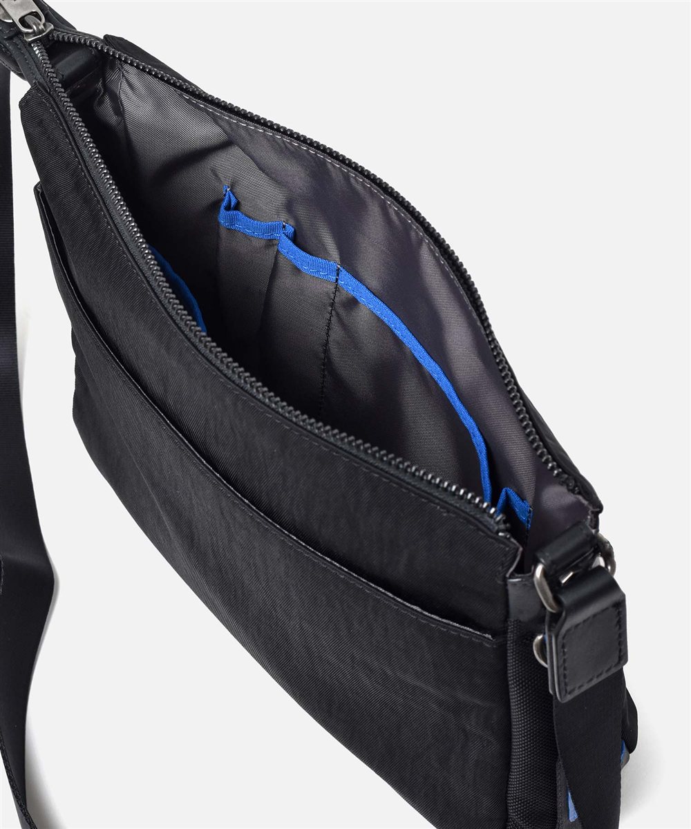 ランバン オン ブルー リール ショルダーバッグ B5