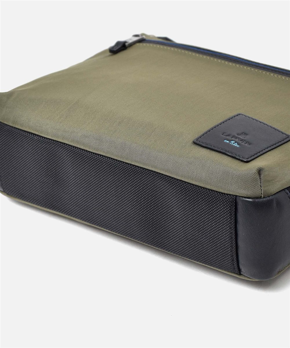 ランバン オン ブルー リール ショルダーバッグ B5