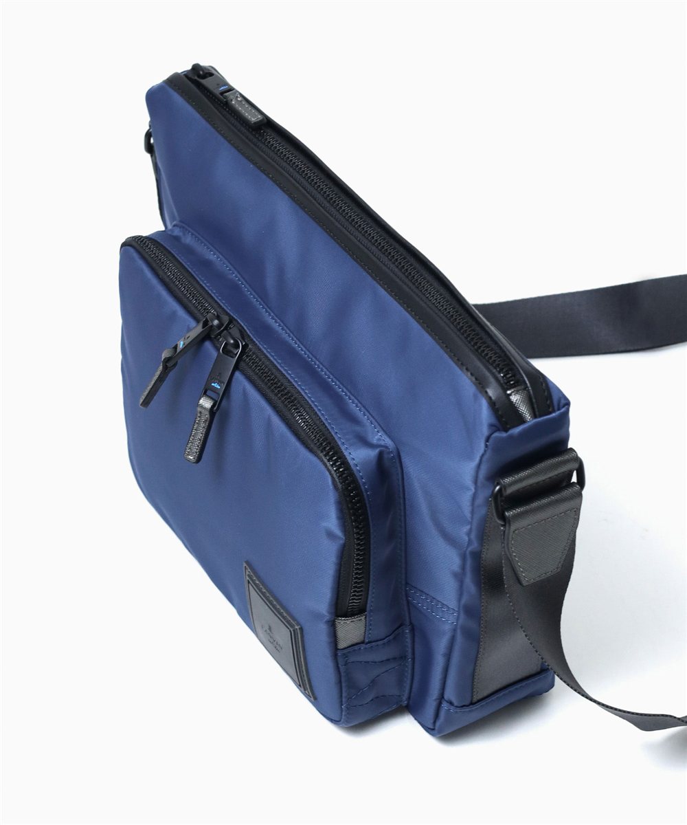 ランバン オン ブルー ショート ショルダーバッグ B5