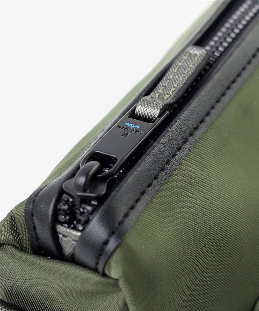 ランバン オン ブルー ショート ショルダーバッグ B5