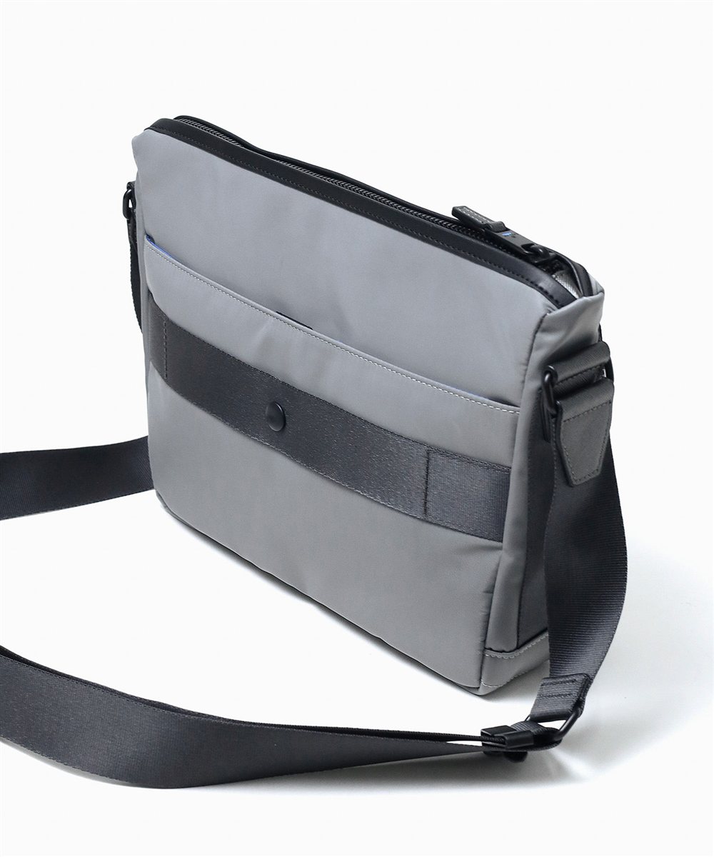 ランバン オン ブルー ショート ショルダーバッグ B5