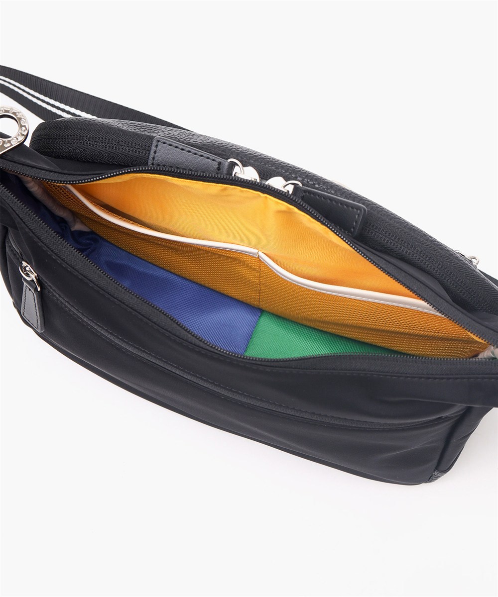 カステルバジャック コロIV ショルダーバッグ B5