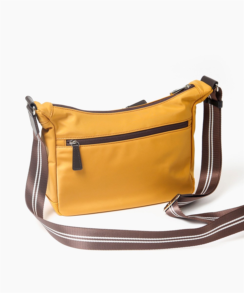 カステルバジャック コロIV ショルダーバッグ B5