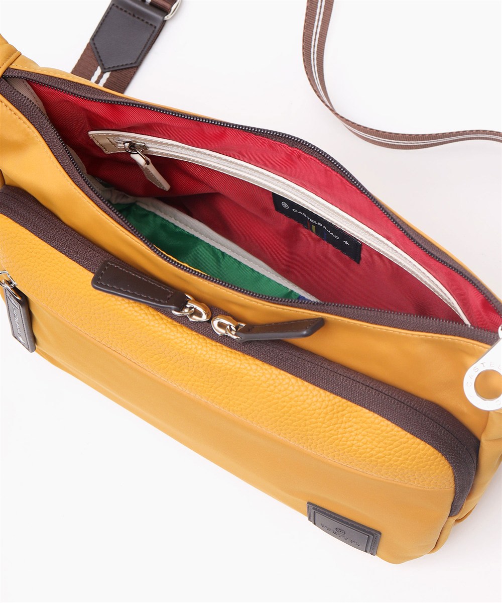 カステルバジャック コロIV ショルダーバッグ B5