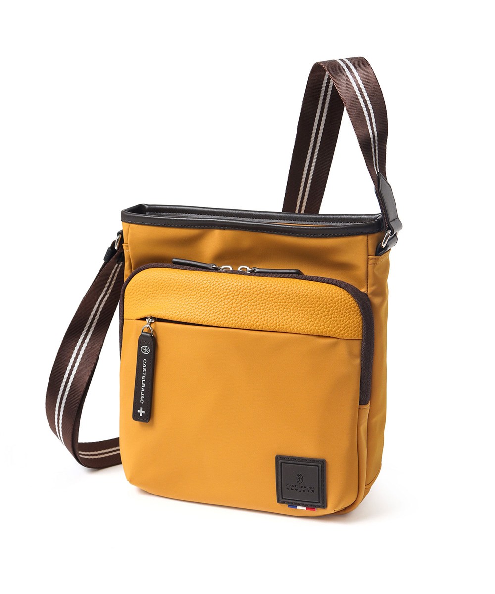 カステルバジャック コロIV ショルダーバッグ タテ型 B5