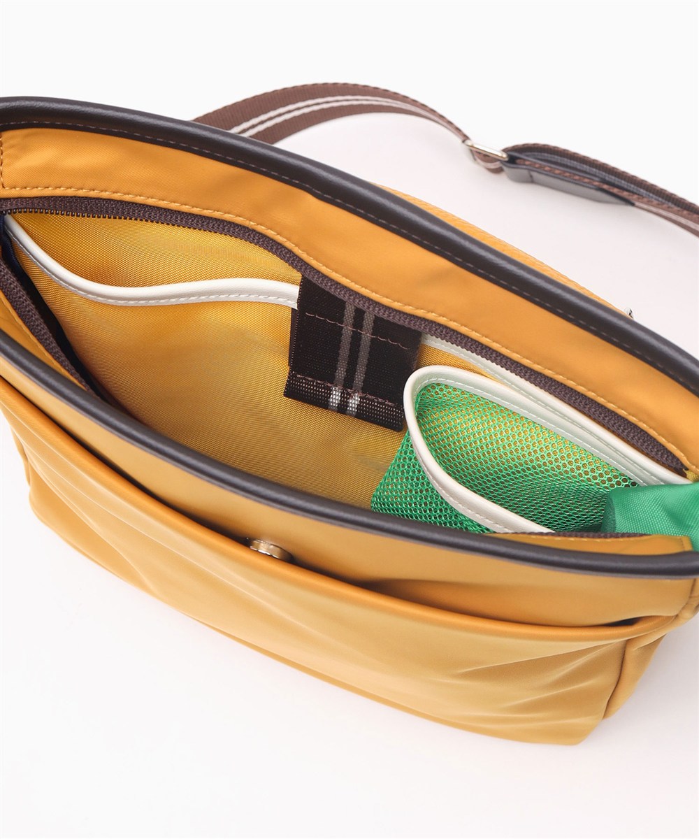 カステルバジャック コロIV ショルダーバッグ タテ型 B5