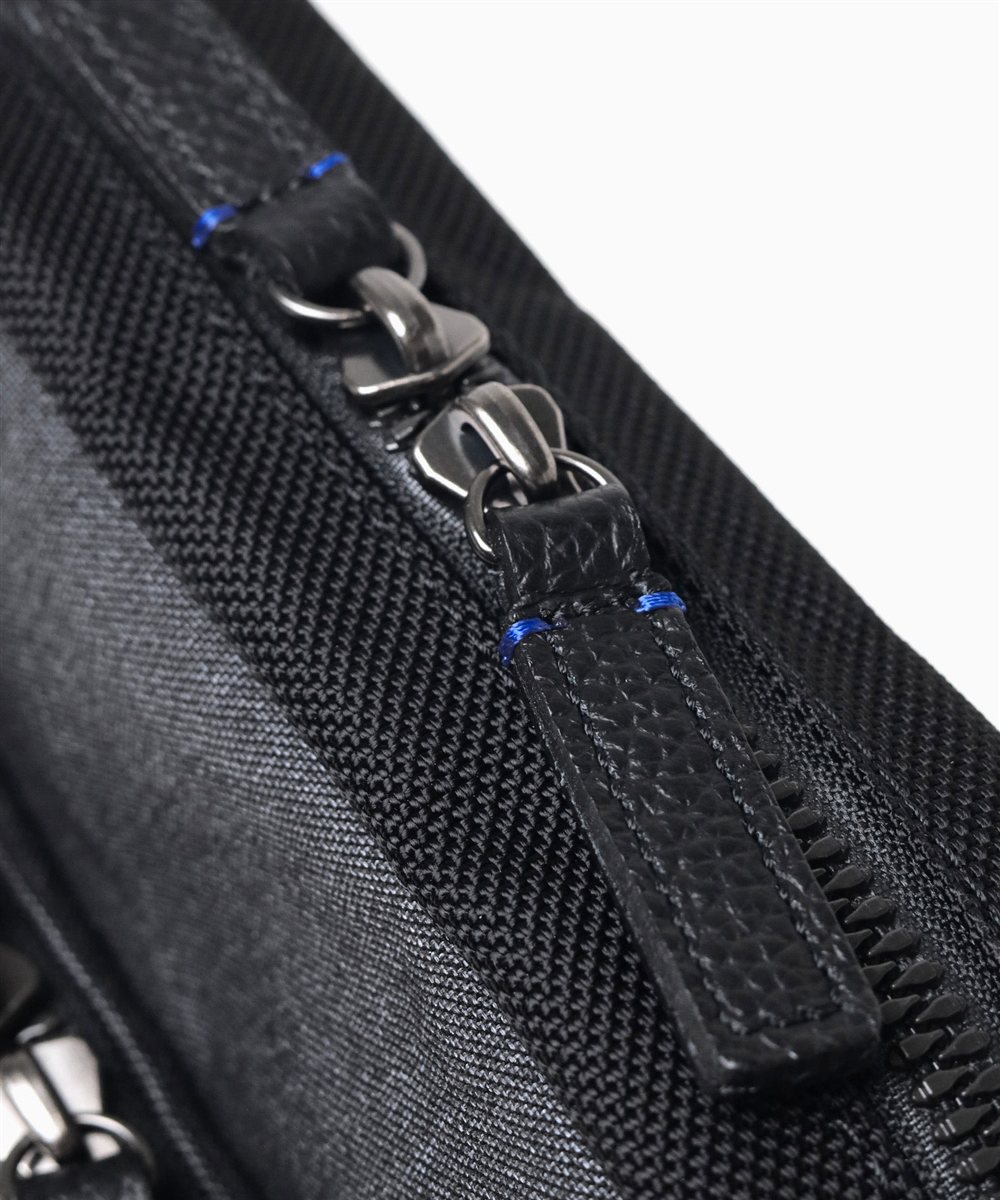 ランバン オン ブルー ラナ ミニショルダーバッグ