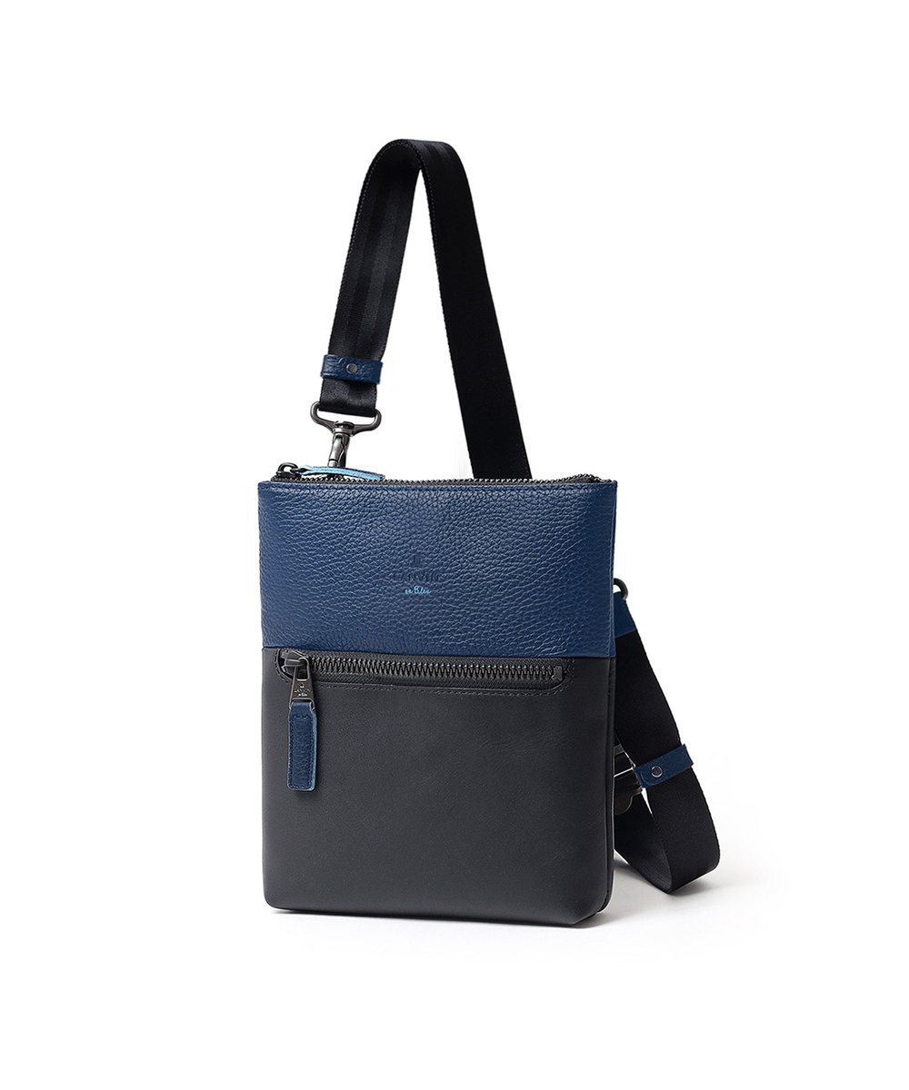 ランバン オン ブルー フェリチタ レザーショルダーバッグ