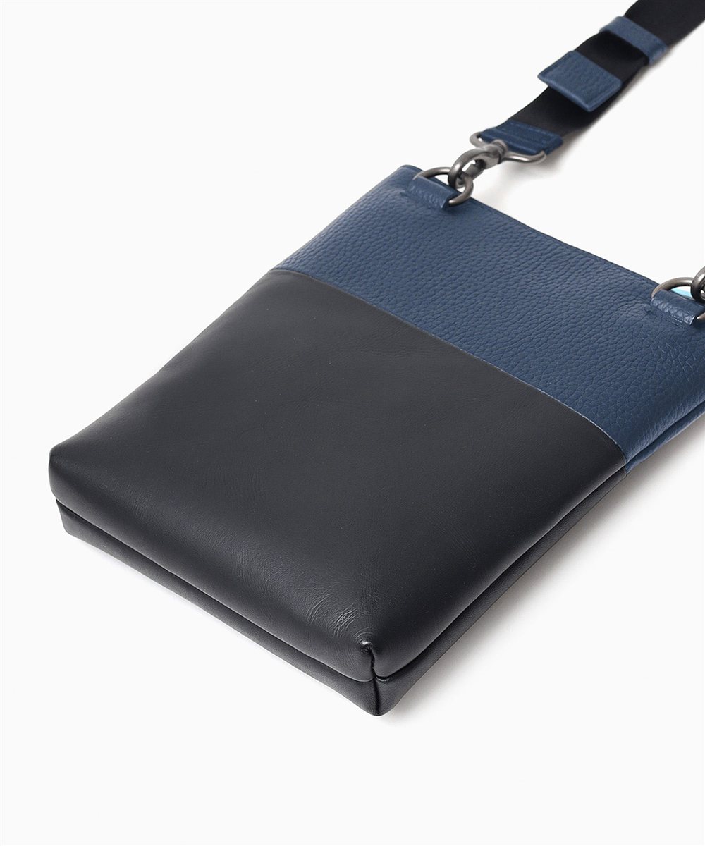 ランバン オン ブルー フェリチタ レザーショルダーバッグ