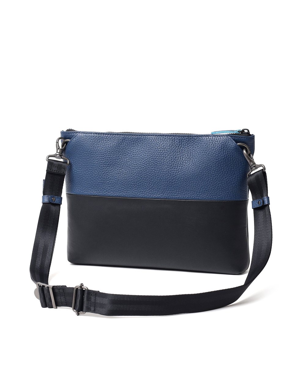 ランバン オン ブルー フェリチタ レザーショルダーバッグ B5 2WAY