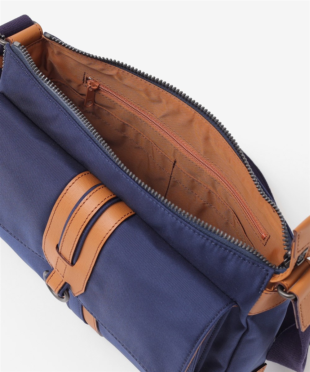 ランバン オン ブルー ドロップ ショルダーバッグ B5