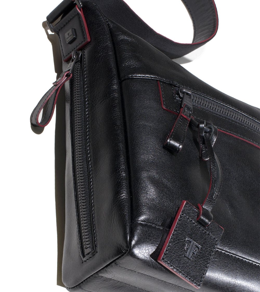 フジタカ ホーク レザーショルダーバッグ B5