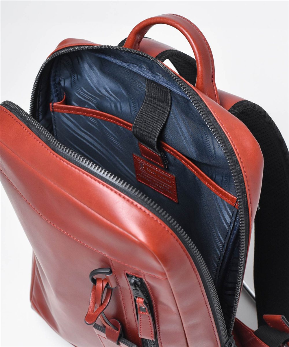 フジタカ ホーク レザーリュック A4