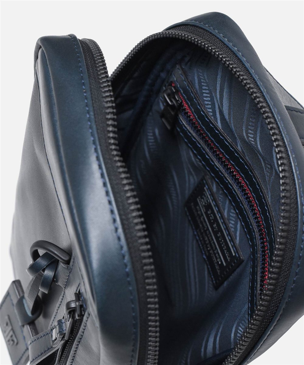 フジタカ ホーク レザーワンショルダーバッグ スモール