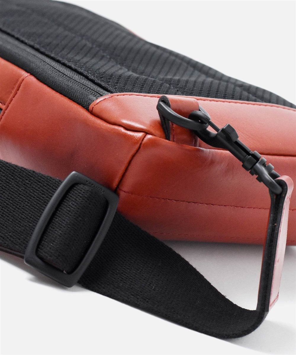 フジタカ ホーク レザーワンショルダーバッグ スモール