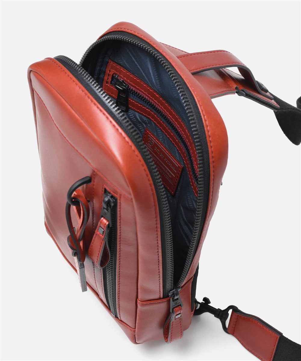 フジタカ ホーク レザーワンショルダーバッグ スモール