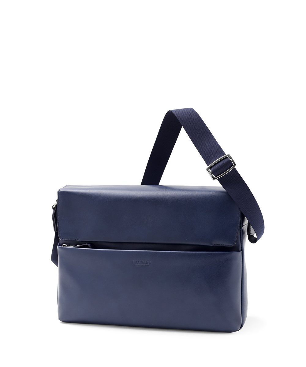 フジタカ ニューポスタ レザーショルダーバッグ A4