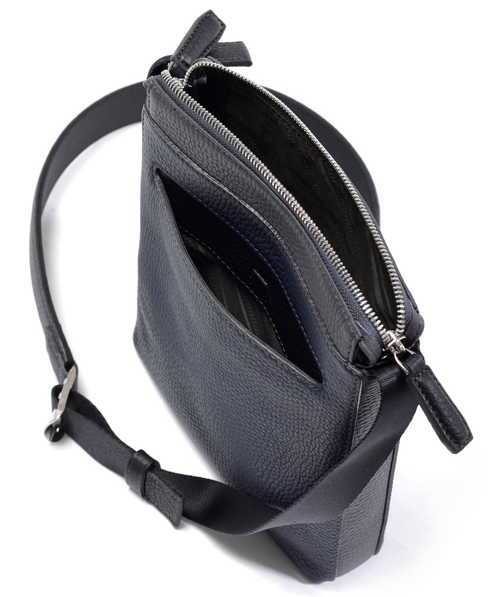 フジタカ ソル ネックポーチ型 レザーショルダーバッグ