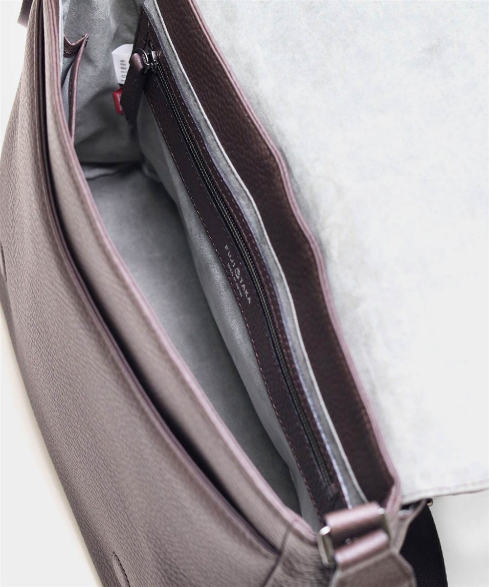 フジタカ アルタ かぶせ レザーショルダーバッグ A4