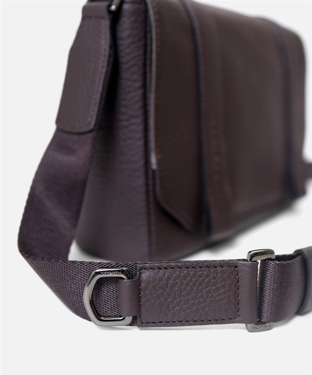 フジタカ アルタ かぶせ レザーショルダーバッグ スモール