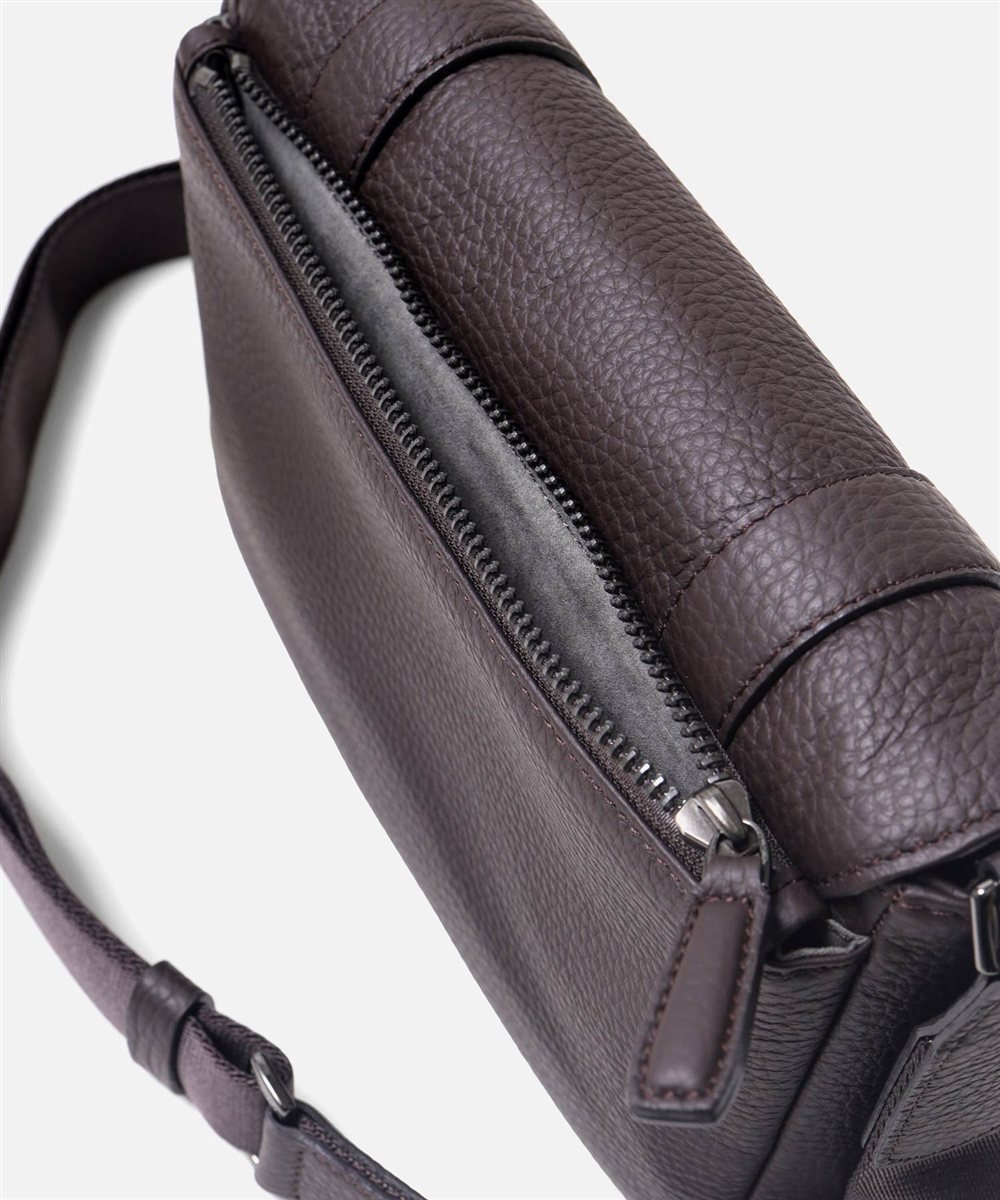 フジタカ アルタ かぶせ レザーショルダーバッグ スモール