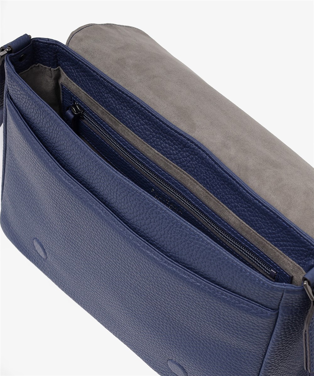 フジタカ アルタ かぶせ レザーショルダーバッグ B5