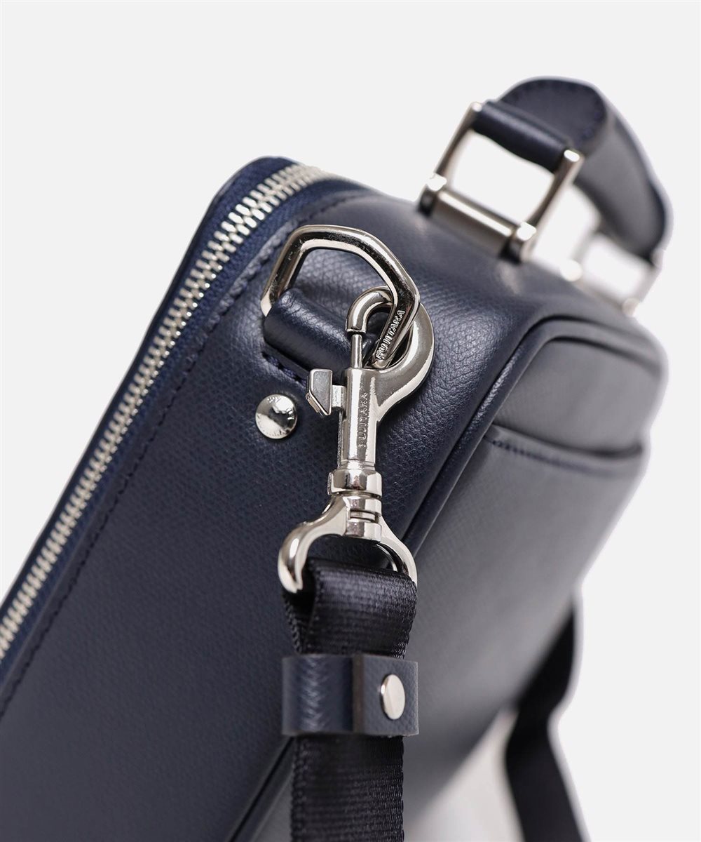 フジタカ オーブ レザーショルダーバッグ 手付き