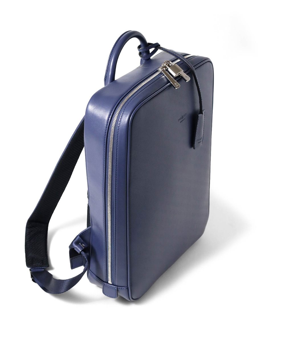 フジタカ オーブ レザーリュック A4