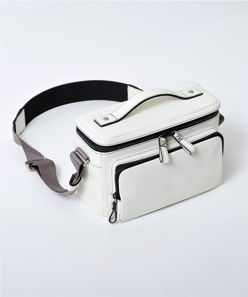 フジタカ ミーツ HIROSHI SEO 旅するバッグ カメラ用インナー付き レザーショルダーバッグ