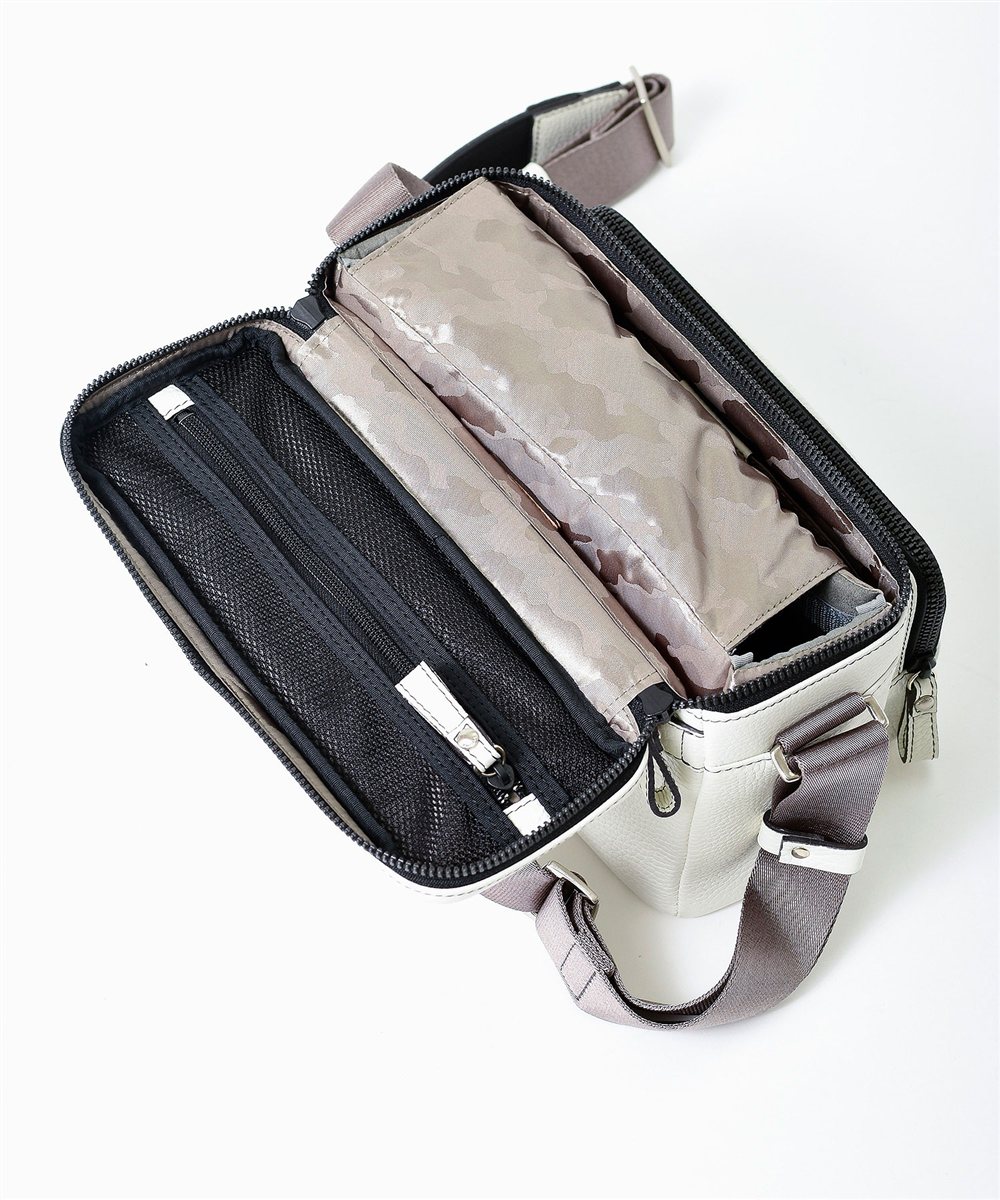 フジタカ ミーツ HIROSHI SEO 旅するバッグ カメラ用インナー付き レザーショルダーバッグ