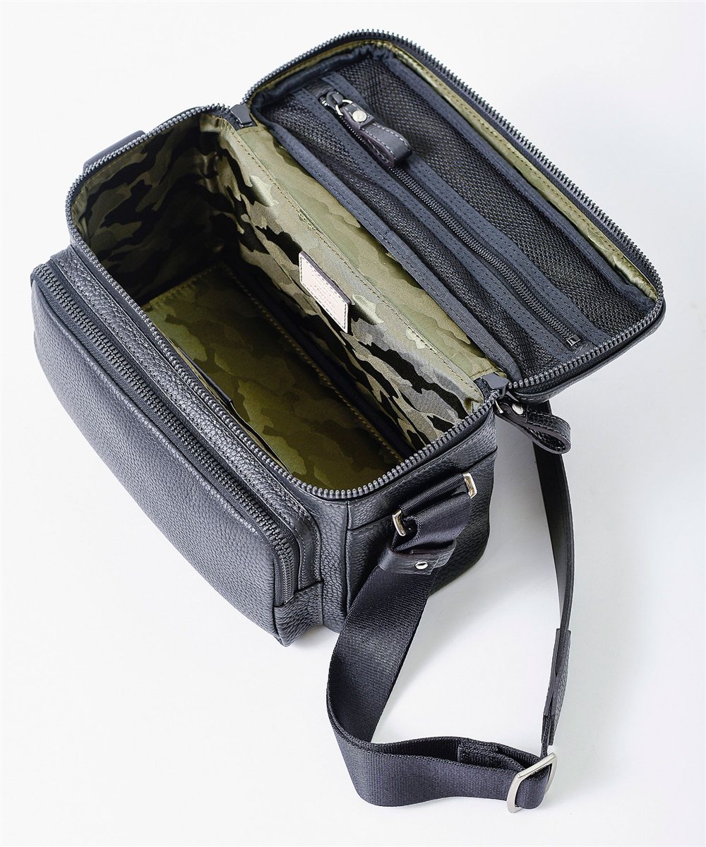 フジタカ ミーツ HIROSHI SEO 旅するバッグ カメラ用インナー付き レザーショルダーバッグ