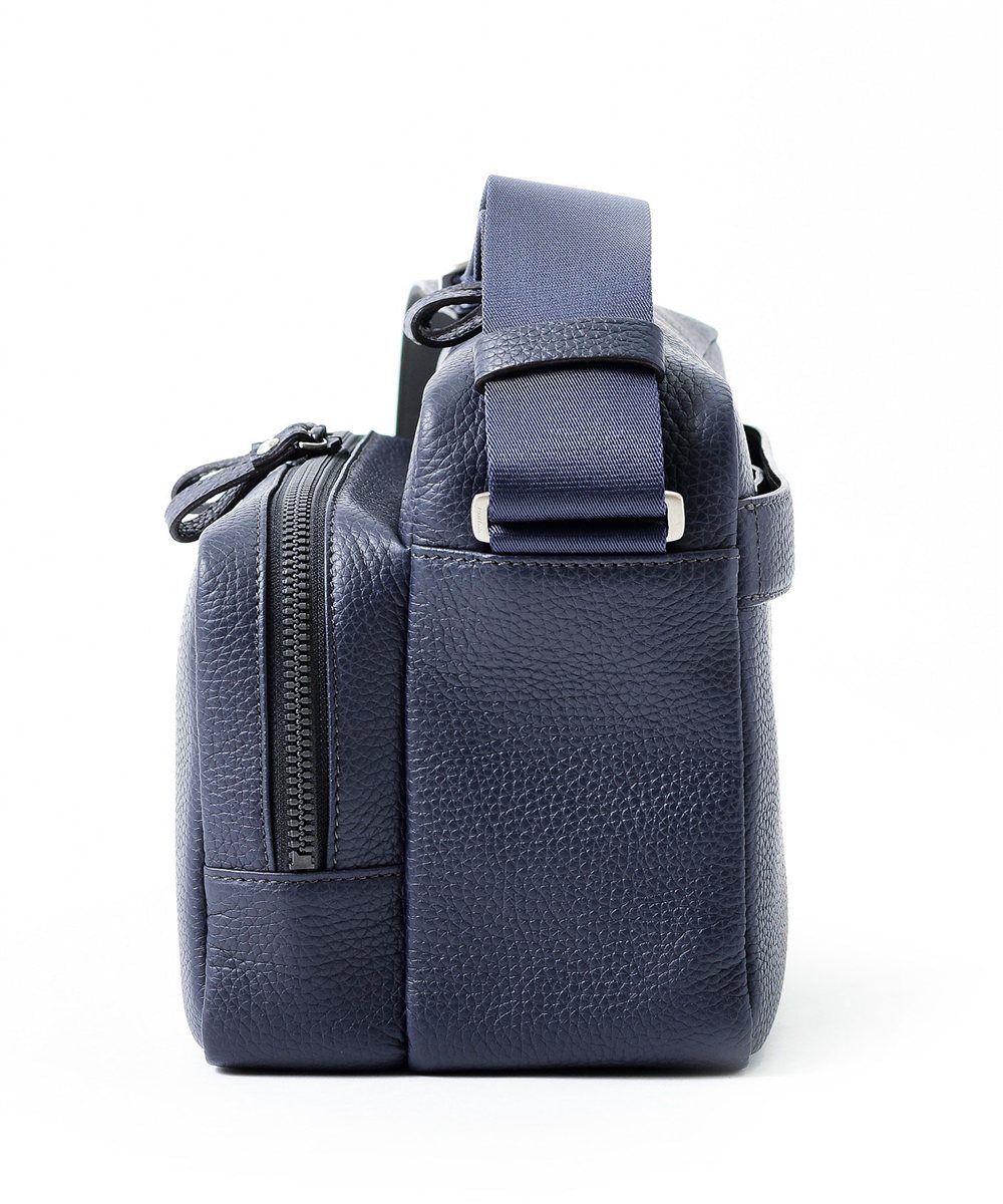 フジタカ ミーツ HIROSHI SEO 旅するバッグ カメラ用インナー付き  レザーショルダーバッグ