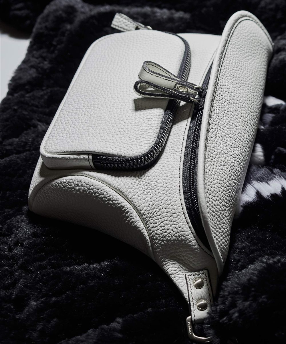 フジタカ ミーツ HIROSHI SEO 旅に最高なヨコ型 ウエストバッグ