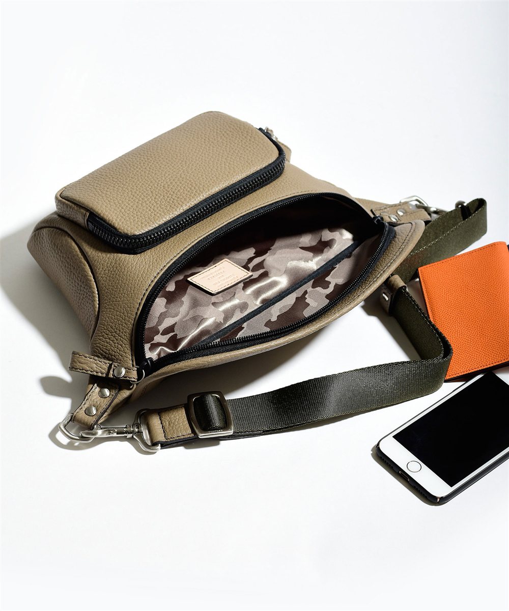 フジタカ ミーツ HIROSHI SEO 旅に最高なヨコ型 ウエストバッグ